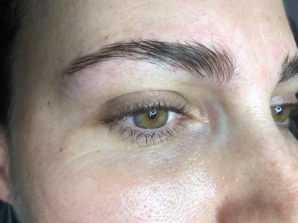 Diseño de Cejas con Cera española de Chocolate en Guadalajara | Laminado de Cejas