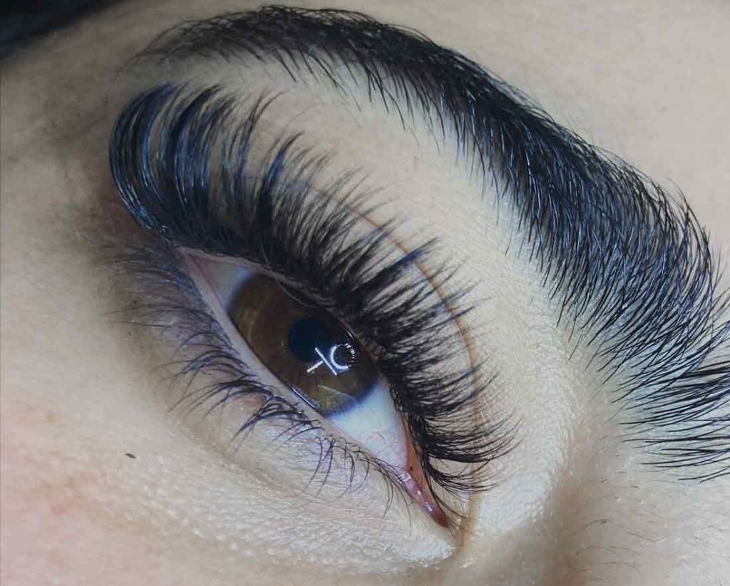 Extensiones de Pestañas Guadalajara Volumen Ruso