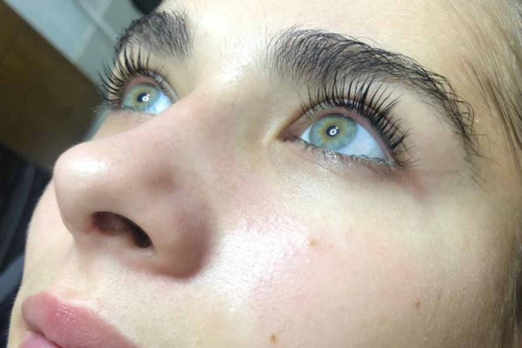 Rizado de Pestañas Fotos Antes y Despues Guadalajara con efecto rimel