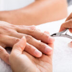 manicure y pedicure para hombres | estetica para hombres guadalajara