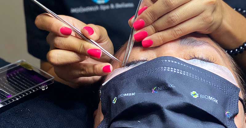 Aplicación Extensiones de Pestañas en Guadalajara | Lashes en Guadalajara | Spas en Guadalajara