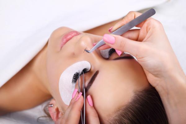 7 Consejos para Antes de Aplicar Extensiones de Pestañas | Lashes Mexico | Spas en Mexico